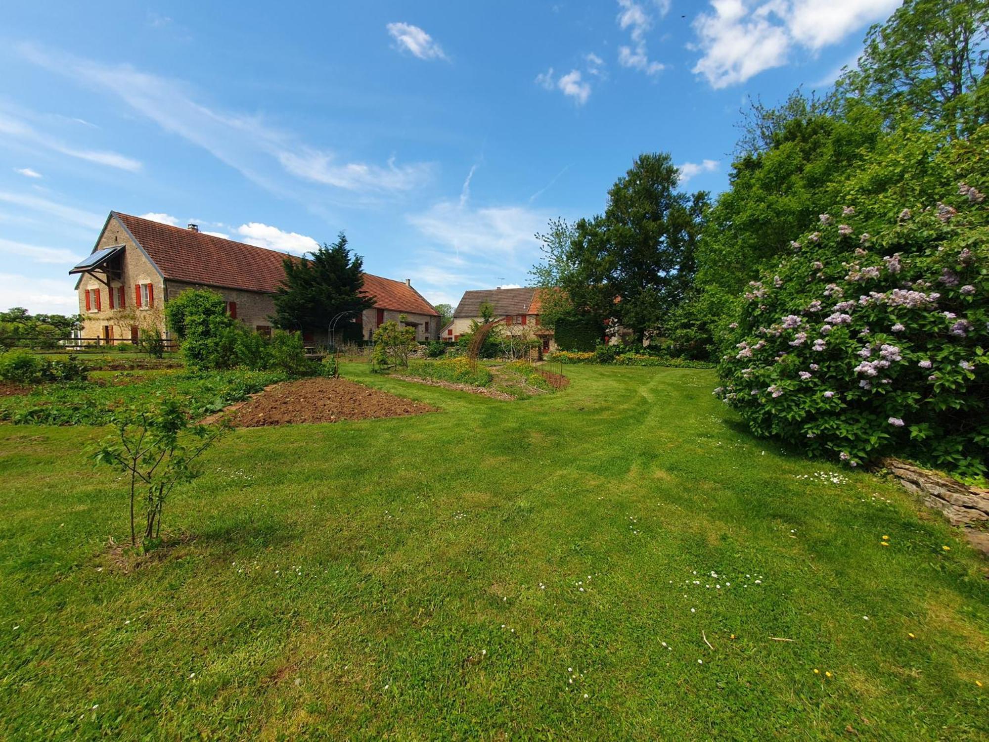 Bed and Breakfast Jardin Des Sens, La Rente D'Eguilly Екстер'єр фото